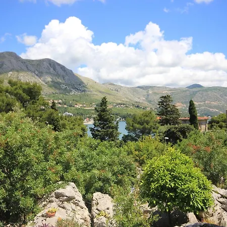 And By The Sea Srebreno, Dubrovnik - 8957